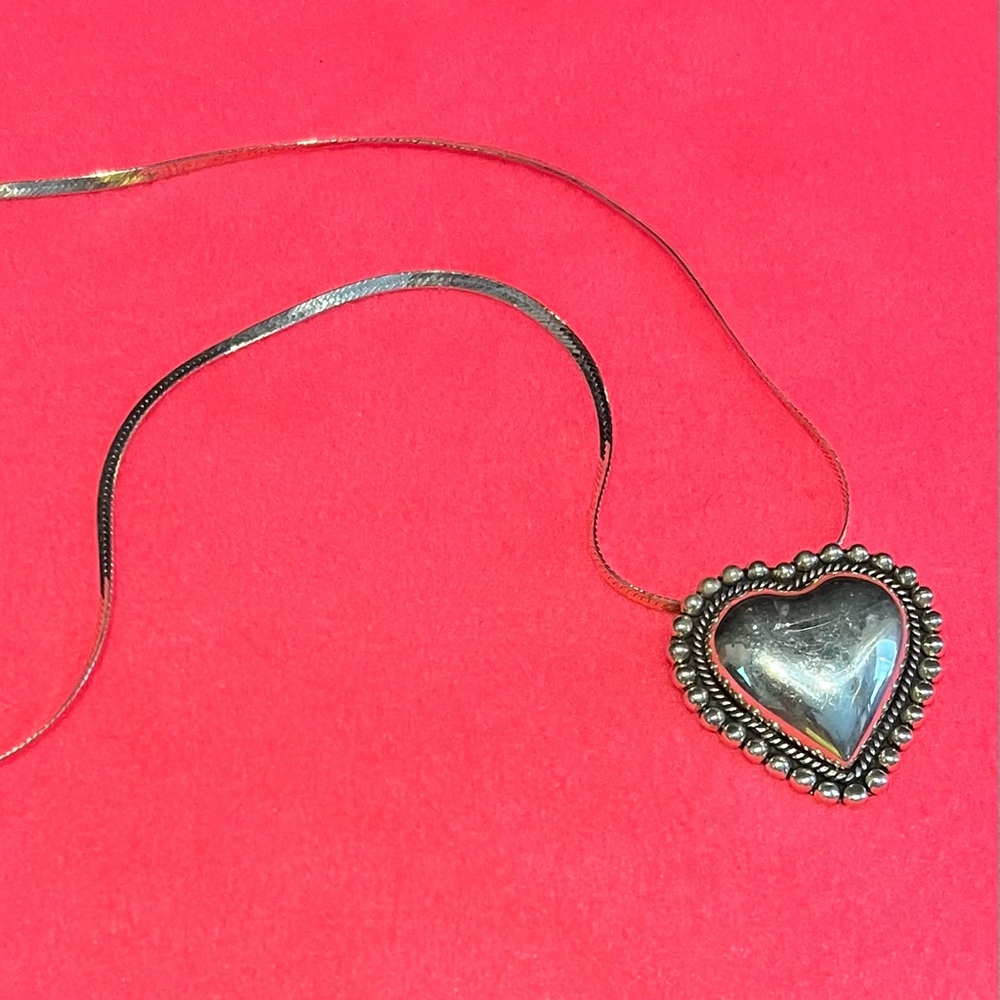 Vintage sterling silver 925 Puffy Heart Brooch/Necklace - Picture 3 of 10